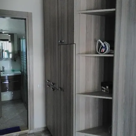 Muğla Gündoğan'da Müstakil Ev Daire Bodrum