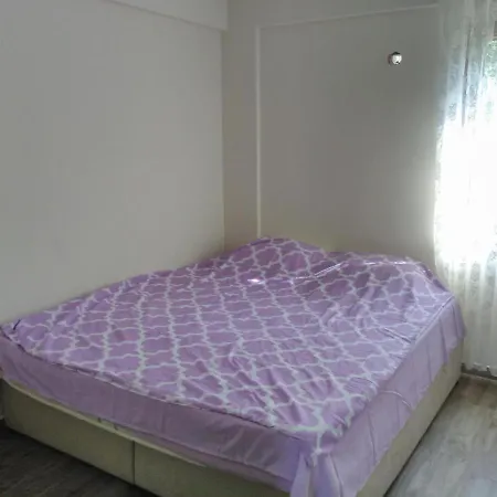 Daire Muğla Gündoğan'da Müstakil Ev Bodrum